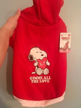 Peanuts Snoopy “Gimme All The Love” Pet Hoodie | Size Large | NWT